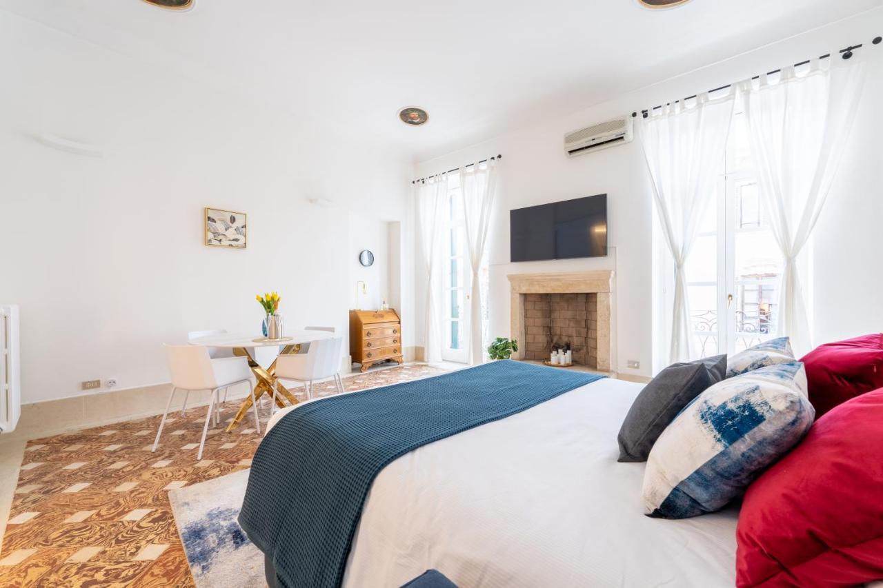 Corso Cavour Luxury Apartment فيرونا المظهر الخارجي الصورة