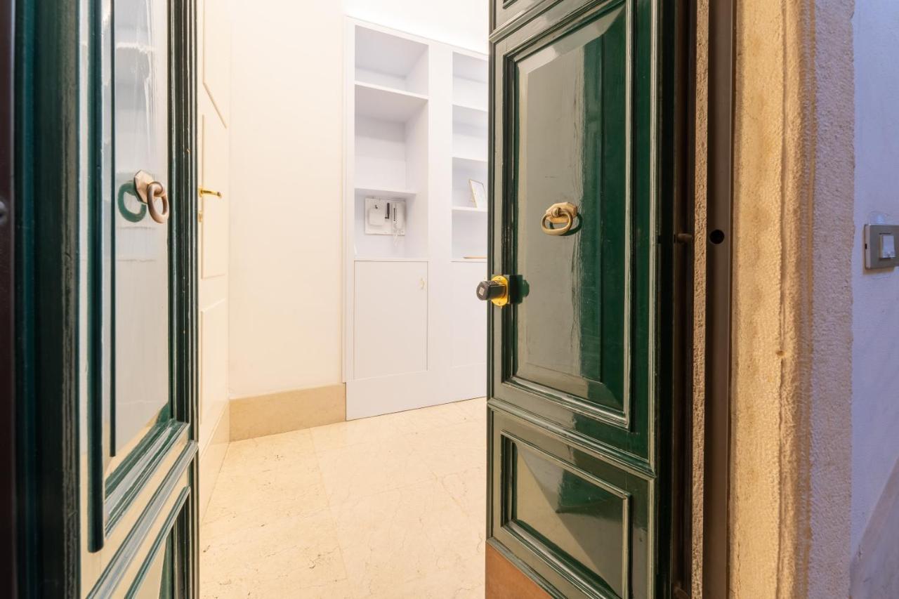 Corso Cavour Luxury Apartment فيرونا المظهر الخارجي الصورة